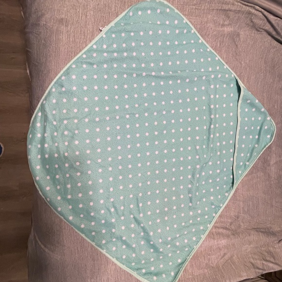 Three hooded baby towels - Picture 2 of 3